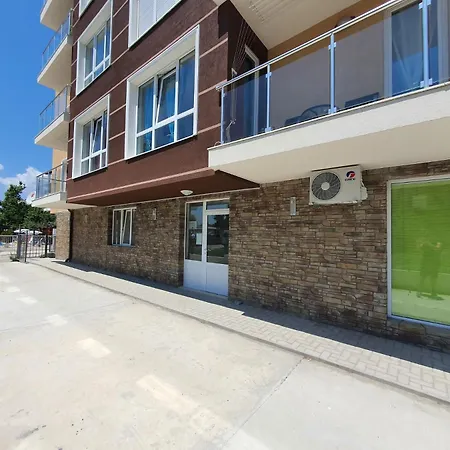 Apartment Neptun Yellow *